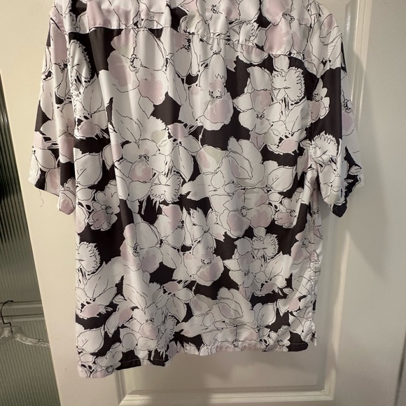 Men’s floral button up - Picture 2 of 2